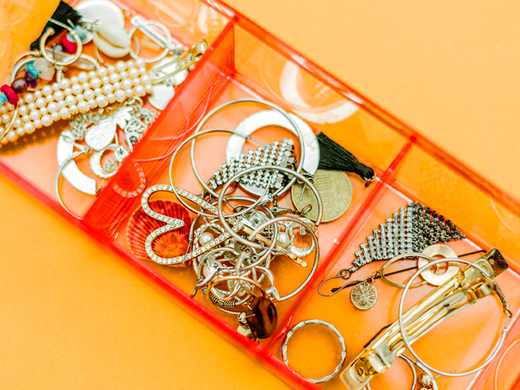 How to Clean Any Form of Metal in Your House? 21 metal cleaning