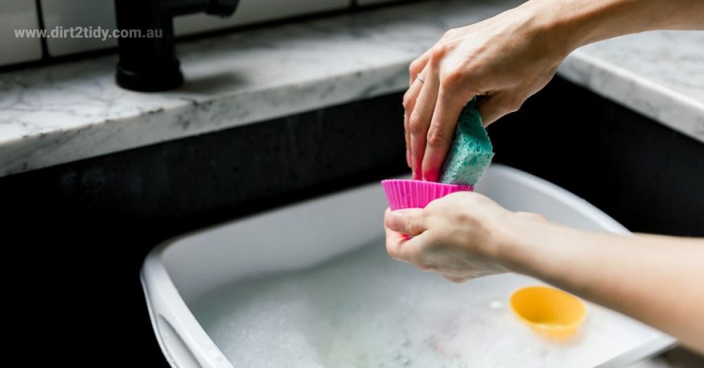 How to clean silicone products? 3 silicone bakeware