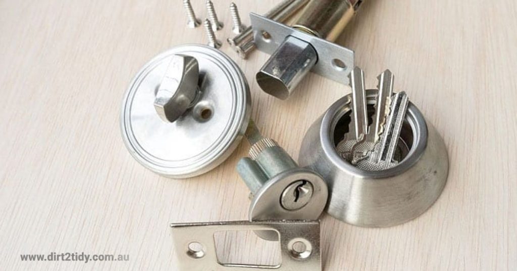 Maintenance of Door Handles & Accessories? 4 accessories