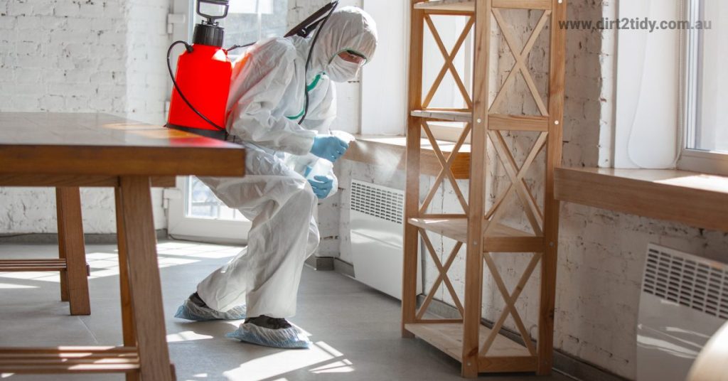 How do apartment complexes handle pest control? 1 cleaning