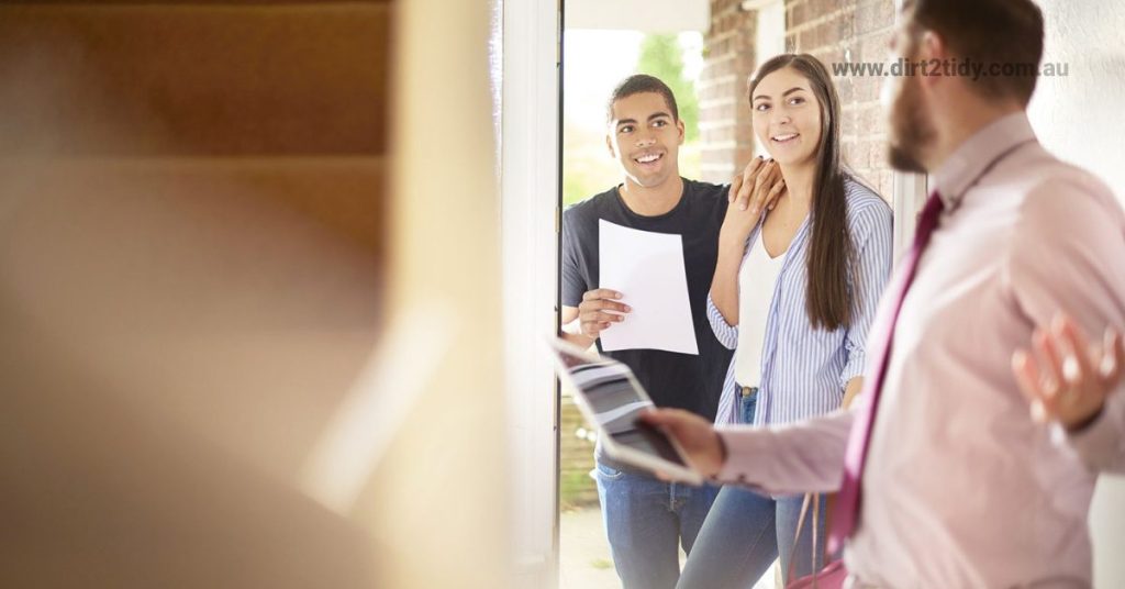 Who is Responsible for Cleaning At The End of Tenancy? 1 Cleaning At The End of Tenancy