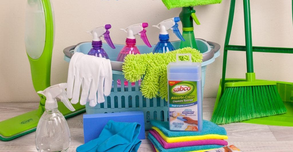 FOUR TIPS FOR KEEPING HOUSEWORK UNDER CONTROL 1 3