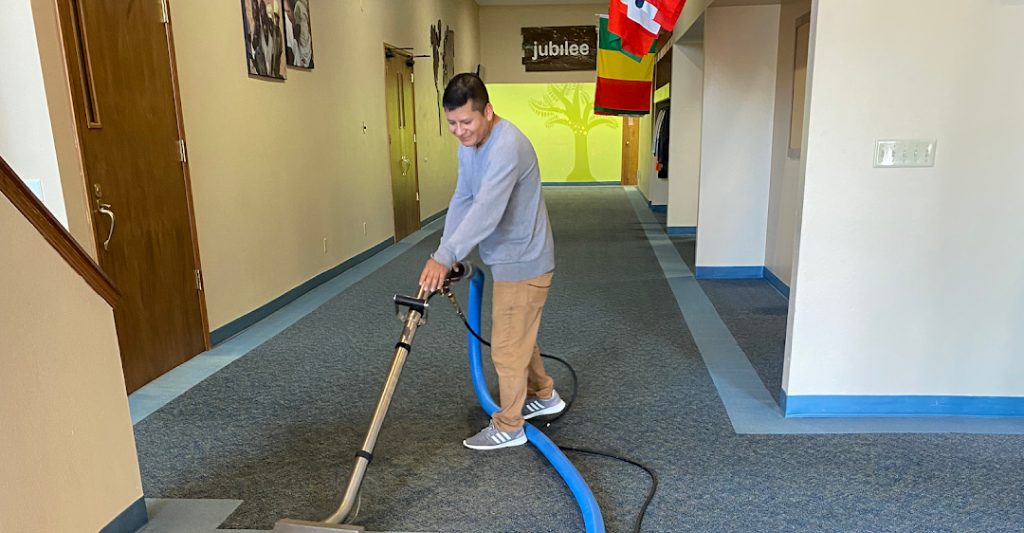 carpet cleaner