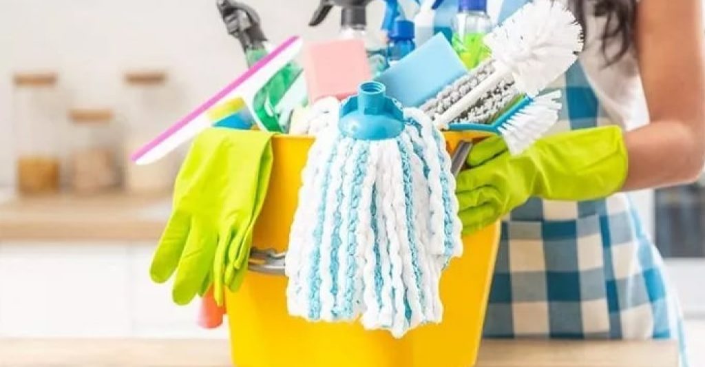 What are the pros and cons of cleaning services 1 3 1
