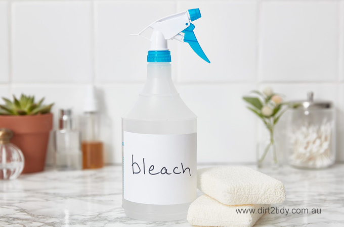 How to use bleach more effectively when cleaning my apartment? 4 cleaning your apartment