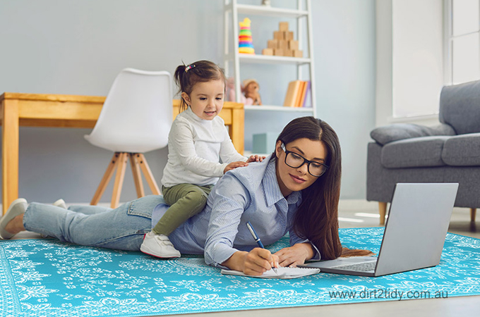 plastic floor mat smell