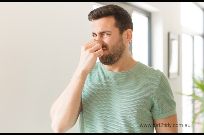 How to Remove the Smell of Smoke from a Room? 1 remove the smell of smoke