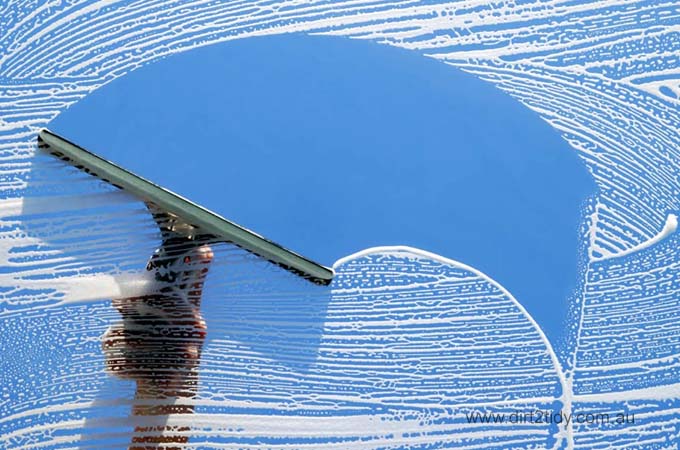 DIY vs Professional Window Cleaning Services: Which Is Right for You ? 2 DIY vs professional window cleaning