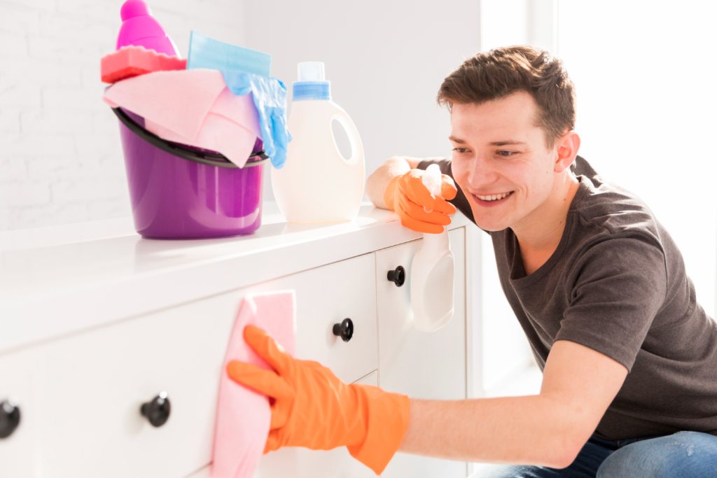 Deep Cleaning vs. Regular Cleaning