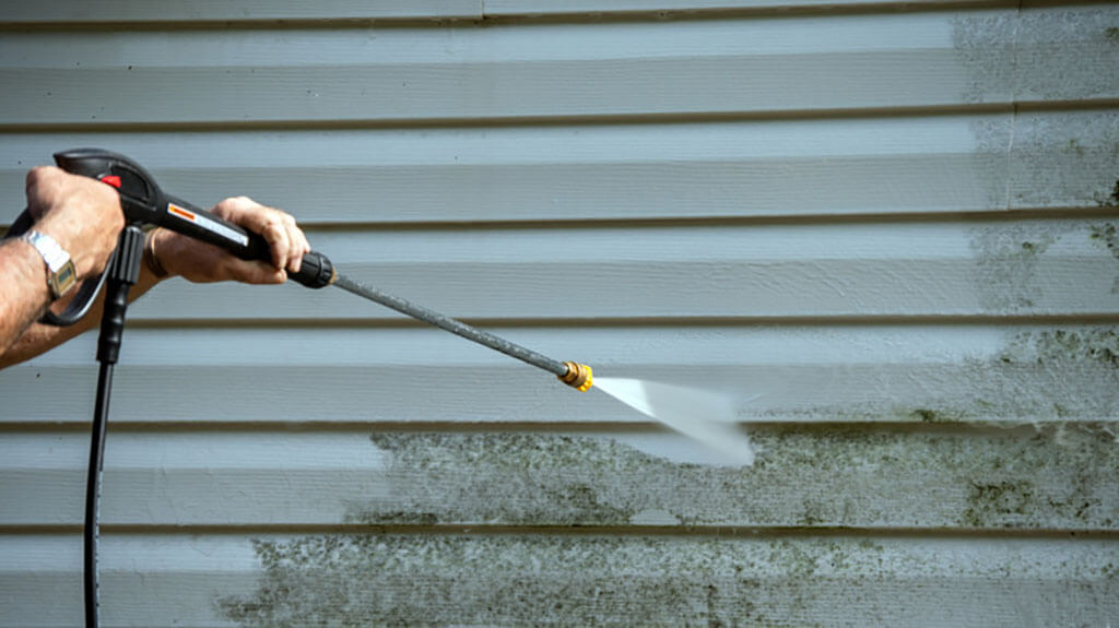 Garage high pressure washing