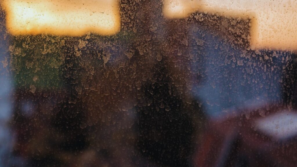 Best Way to Clean Glass Windows Tips | Dirt2Tidy 1 Best Way to Clean Glass Windows